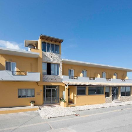 Kormoranos Beach Acharavi  Exterior foto
