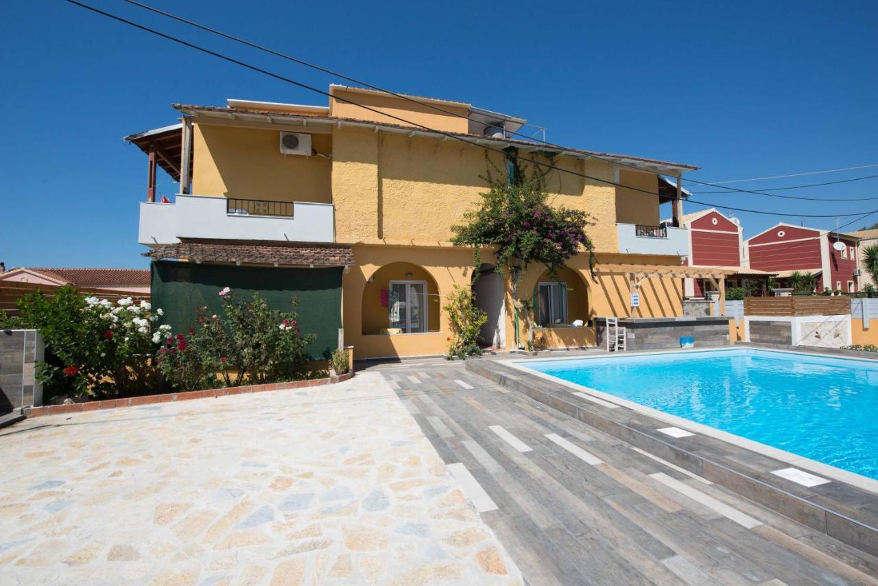 Kormoranos Beach Acharavi  Exterior foto